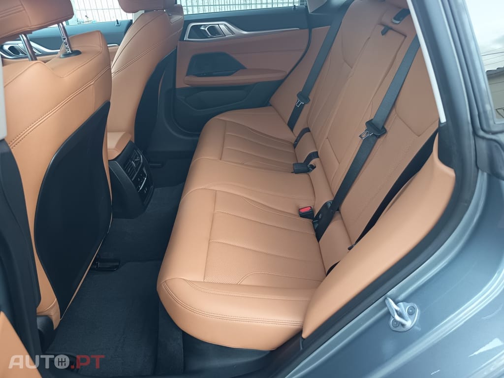 BMW i4 eDrive35