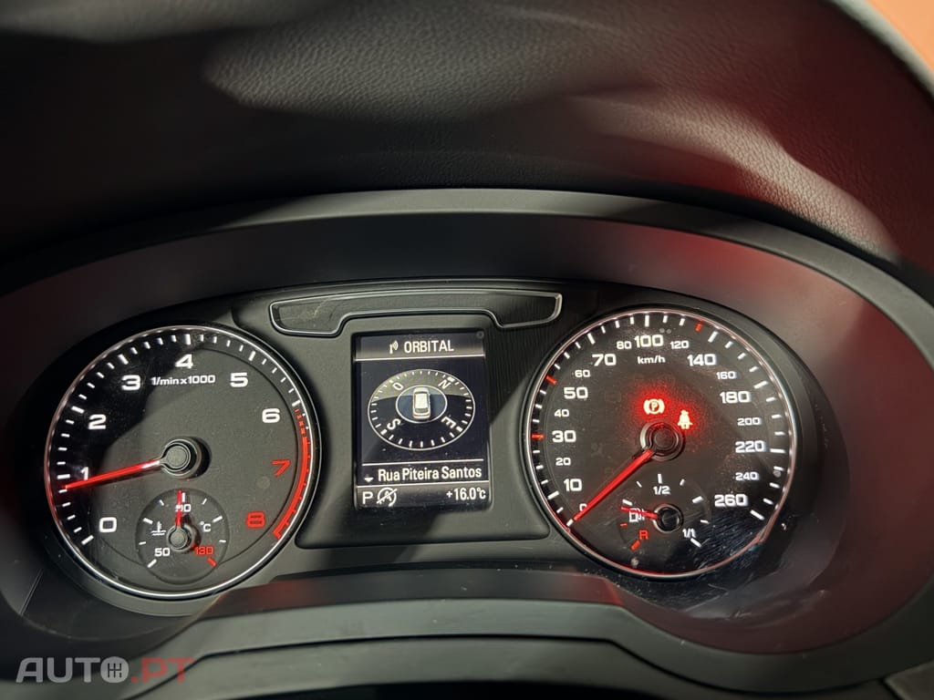 Audi Q3 1.4 TFSI CoD Design S tronic