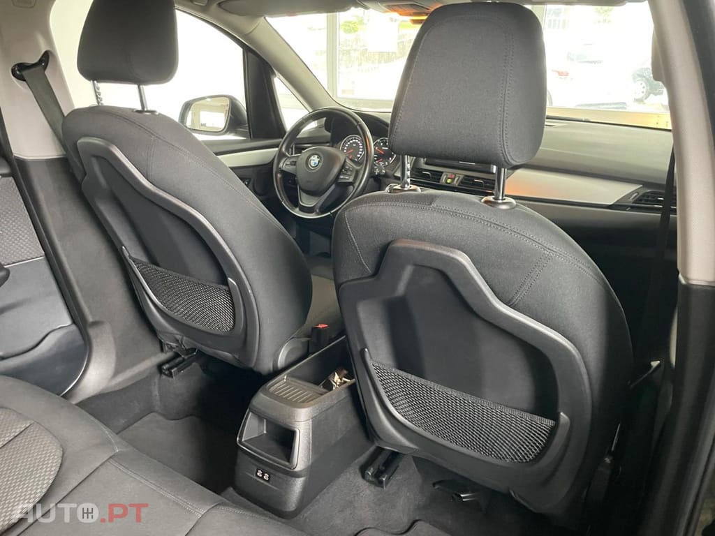 BMW 216 d Line Luxury