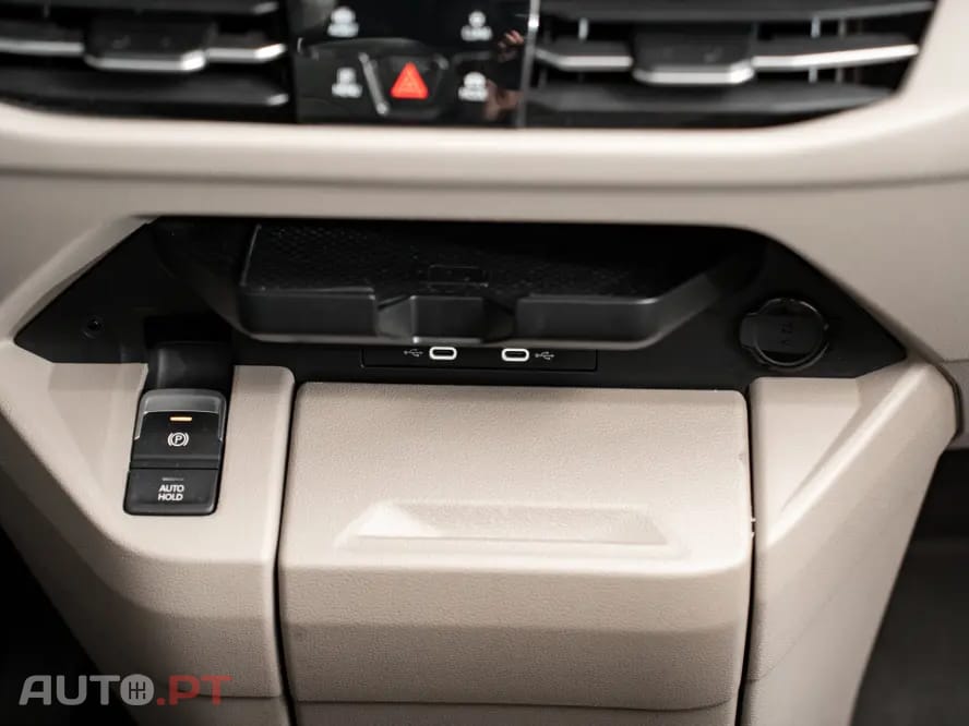 Volkswagen Multivan 1.4 TSI e-Hybrid Life Longa DSG