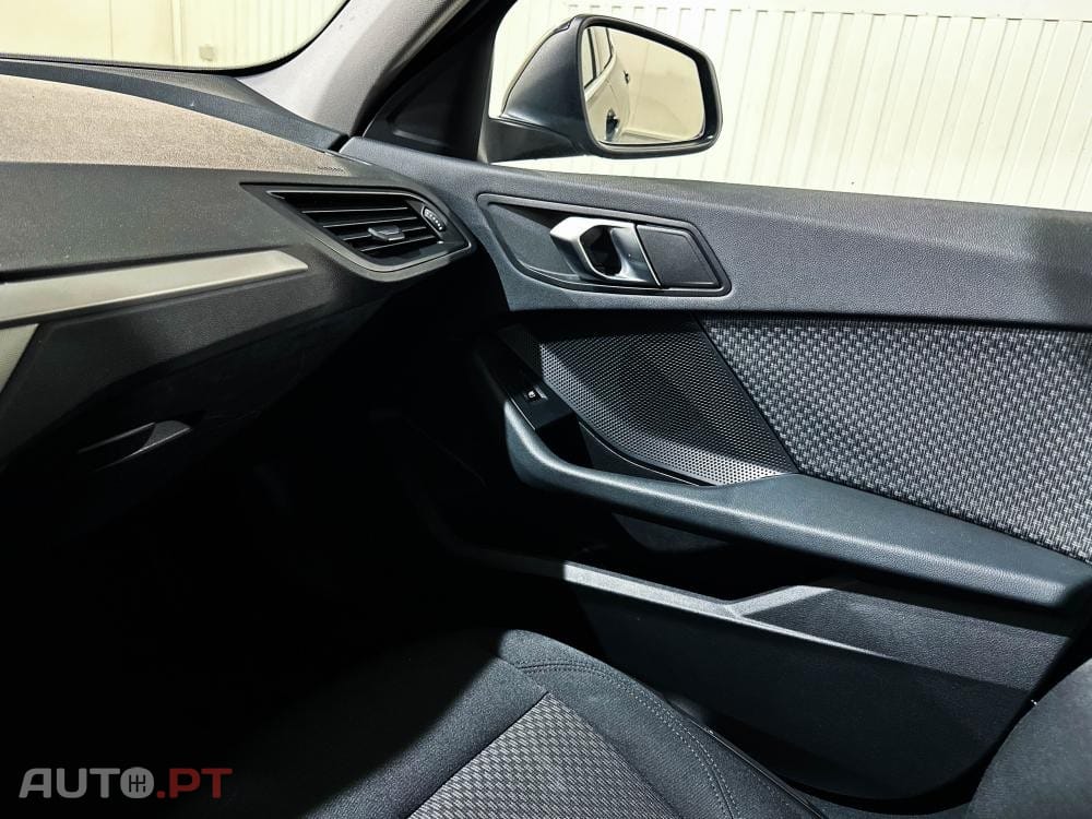 BMW 116 i Aut. Sport Line