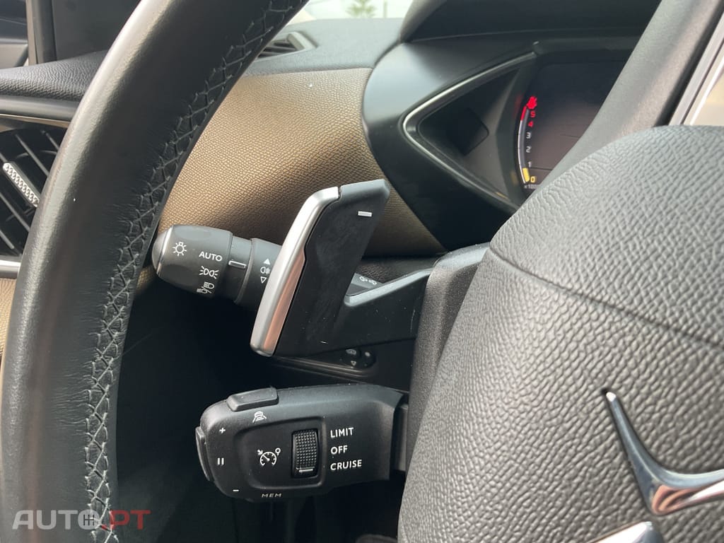 DS DS3 Crossback 1.5 BlueHDi Grand Chic EAT8