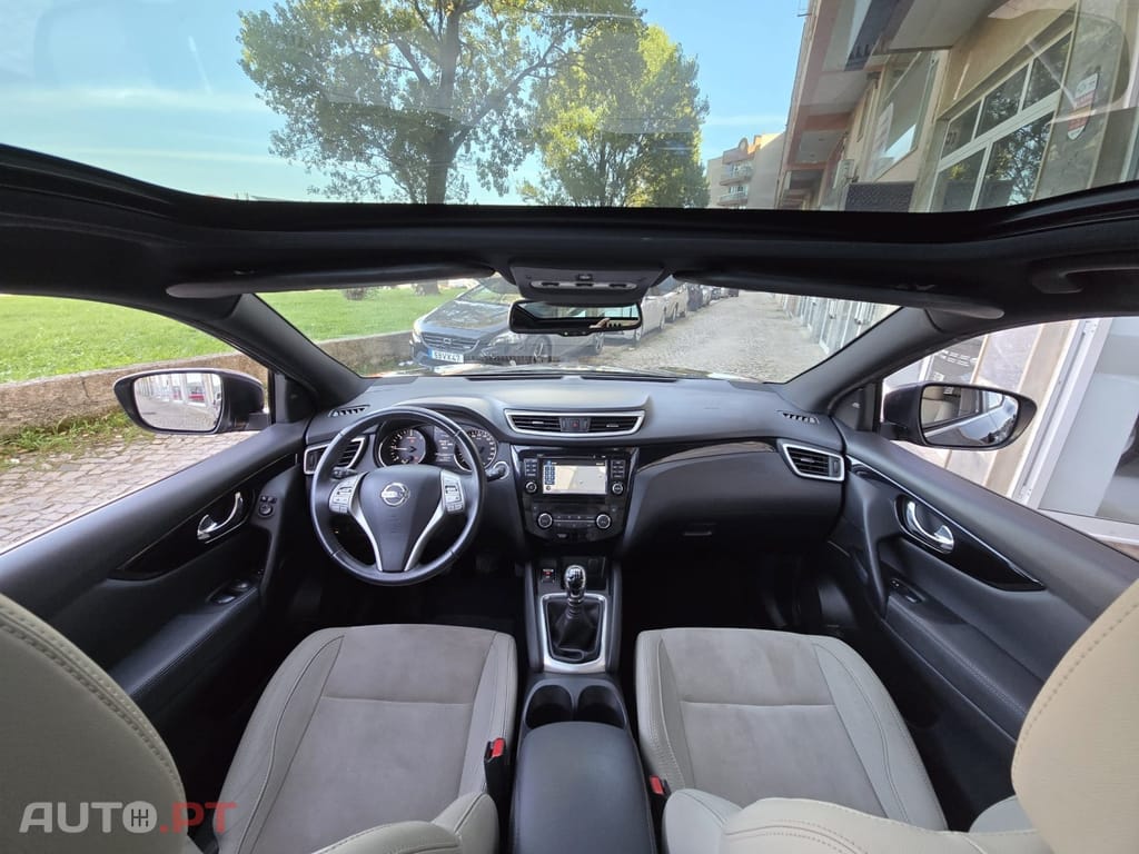 Nissan Qashqai 1.6 dCi Tekna Premium 17 360 S&S