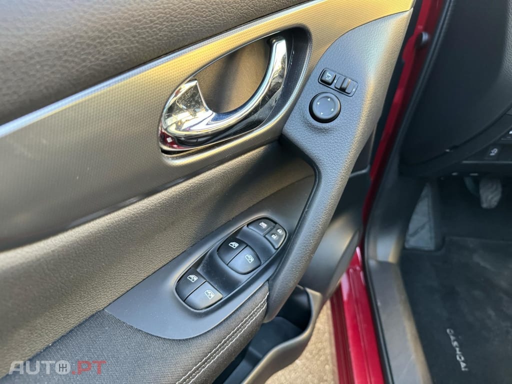 Nissan Qashqai 1.5 dCi N-Connecta