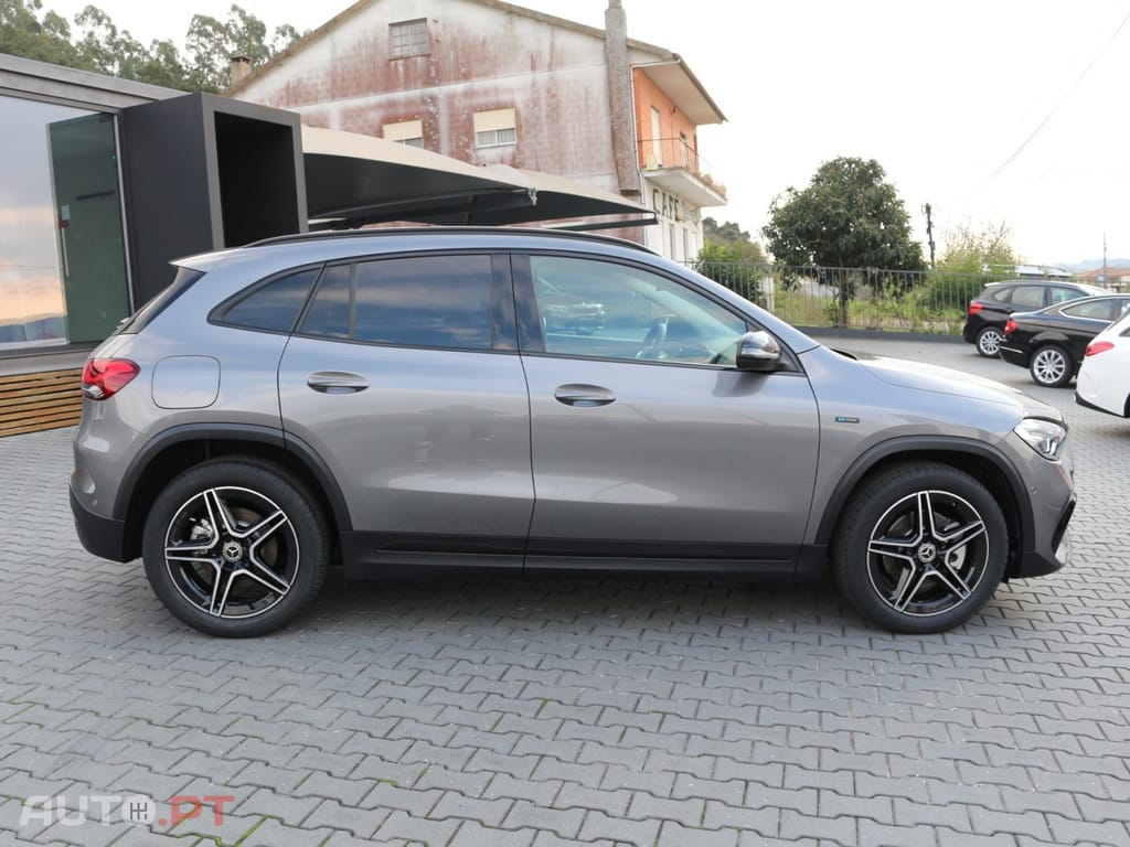 Mercedes-Benz GLA 250 e AMG Line