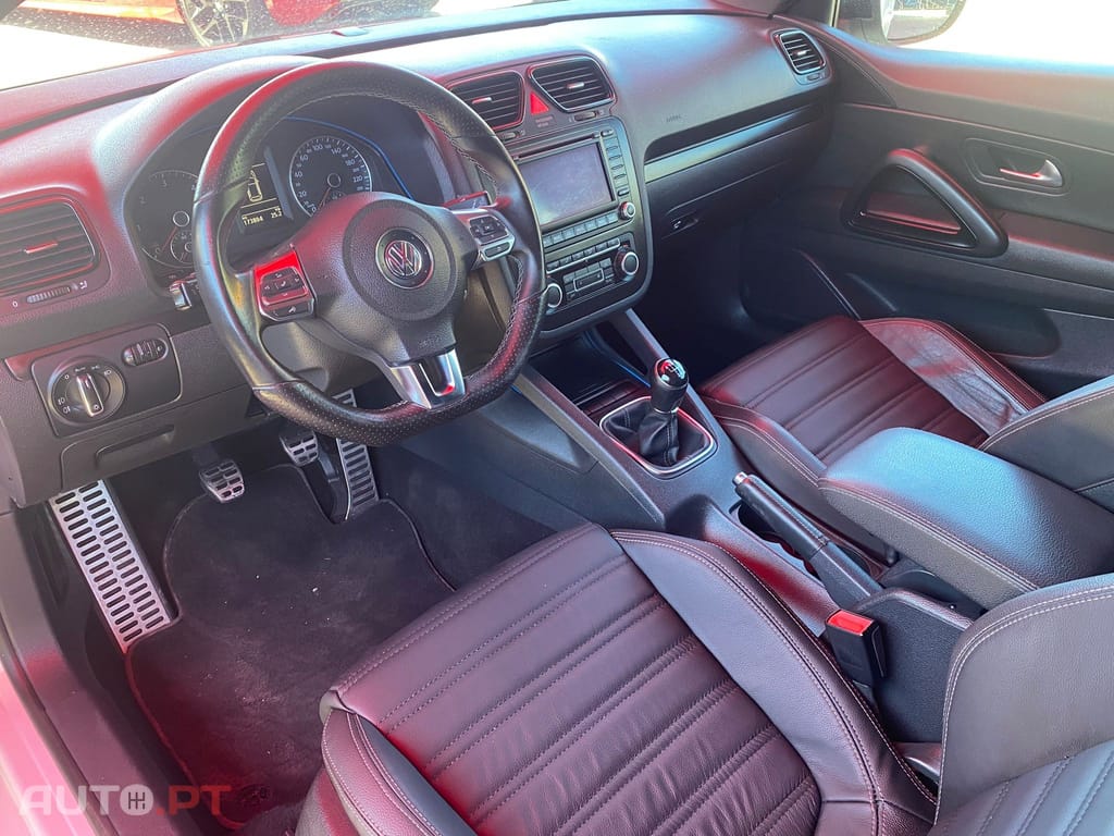 Volkswagen Scirocco 2.0 TDi Sport