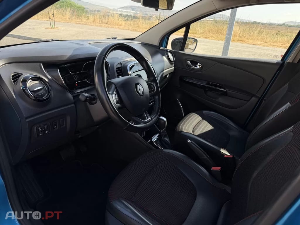 Renault Captur 1.2 TCe EDC Energy — fotografia 11