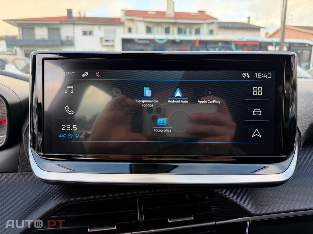 Peugeot 2008 1.2 PureTech Style