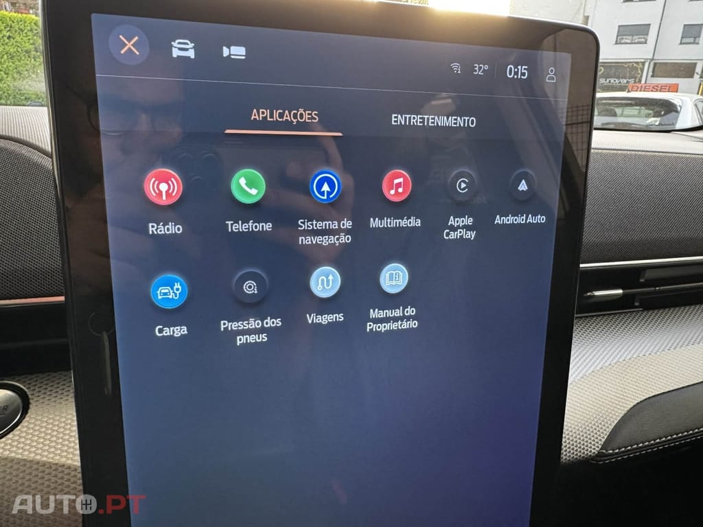 Ford Mustang Mach-E 75.7 kWh Base