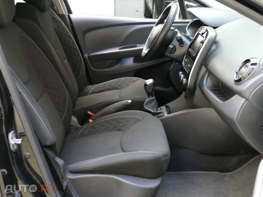 Renault Clio Sport Tourer 0.9 TCe Limited