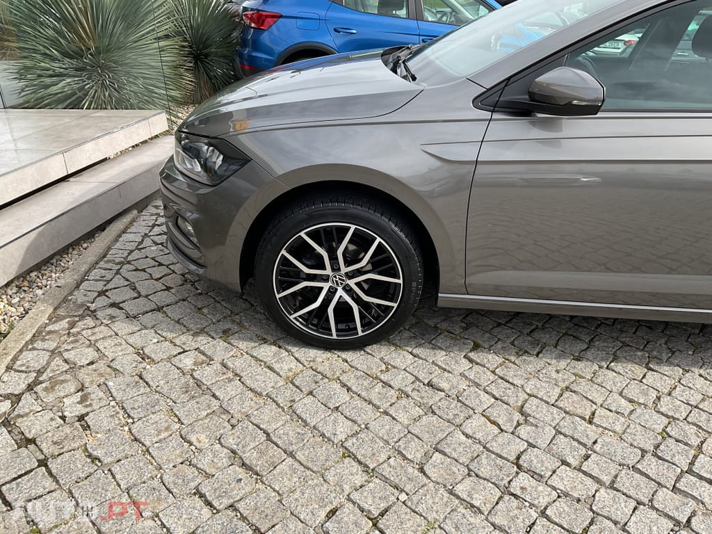 Volkswagen Polo 1.0 Confortline