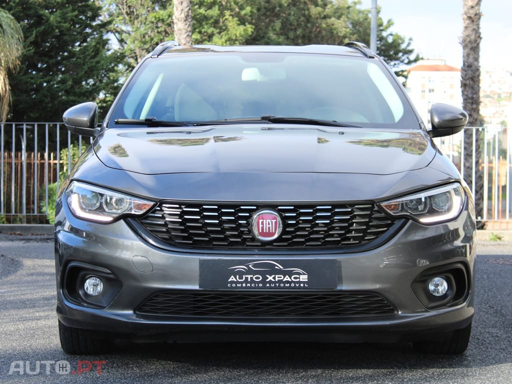 Fiat Tipo 1.6 M-Jet Lounge Tech