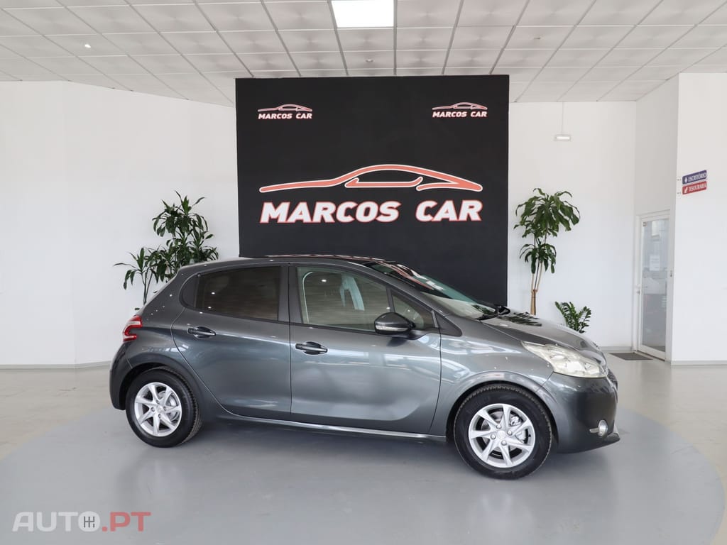 Peugeot 208 1.4 HDi Active