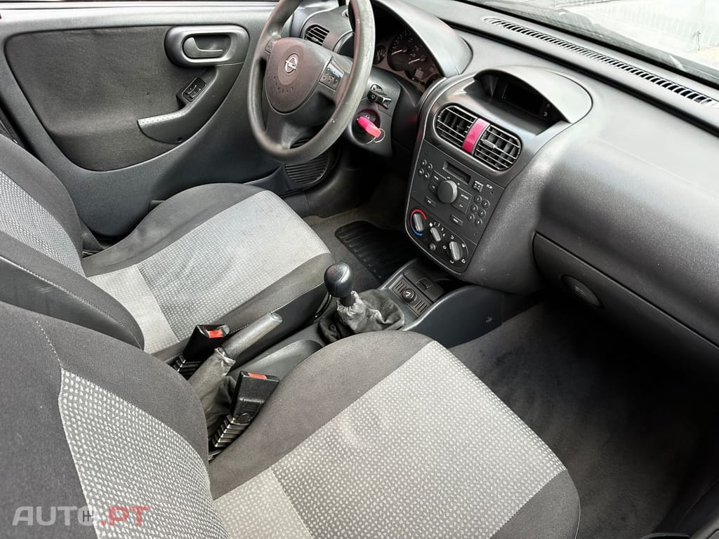Opel Corsa 1.0 12V First