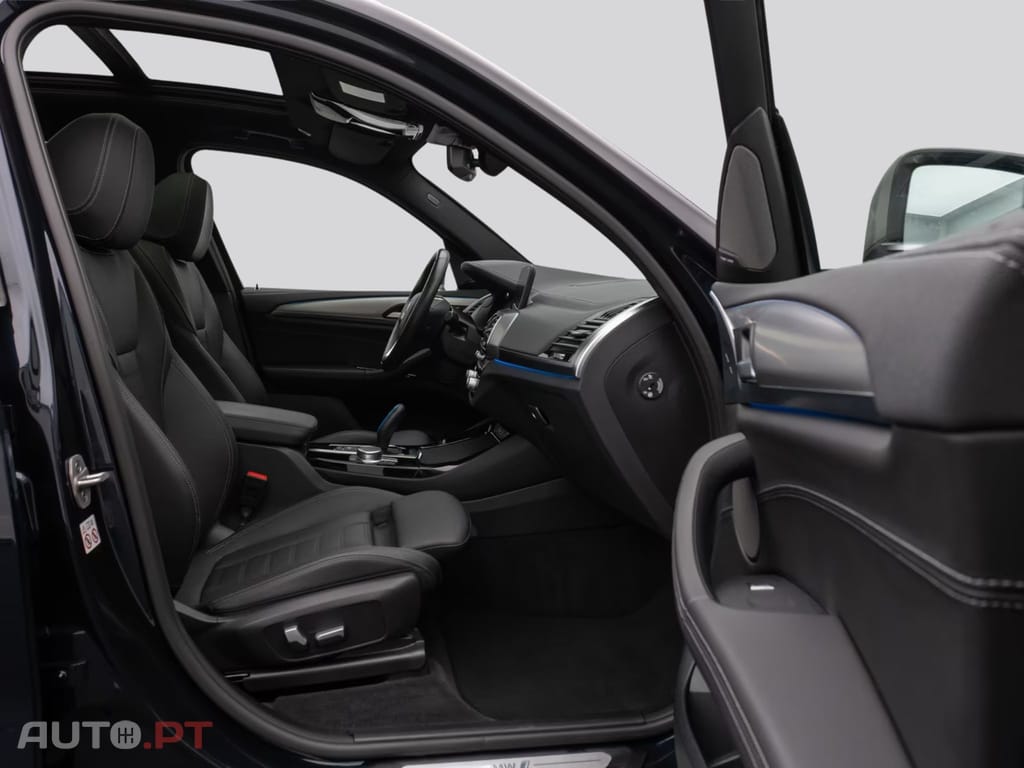 BMW iX3 I.V.A DEDUTIVEL Impressive 