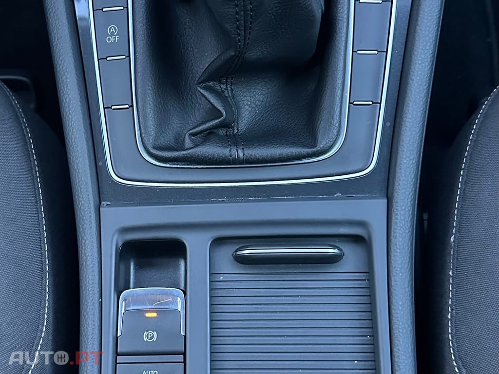 Volkswagen Golf 1.6 TDI Confortline
