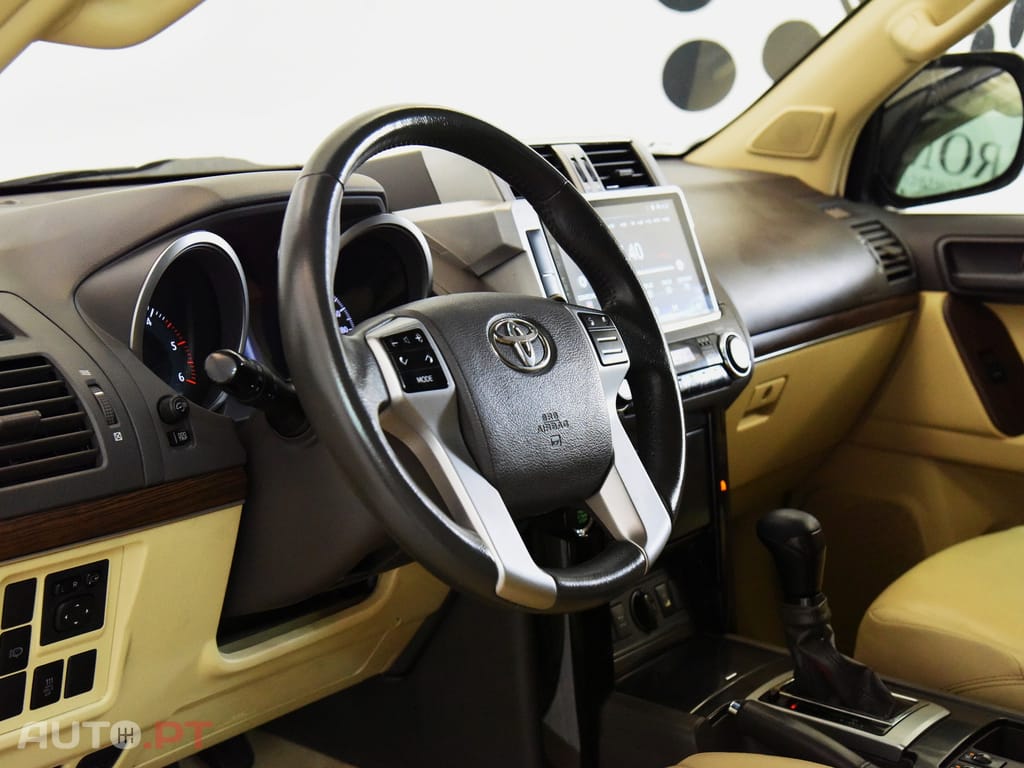 Toyota Land Cruiser 2.8 D-4D CA