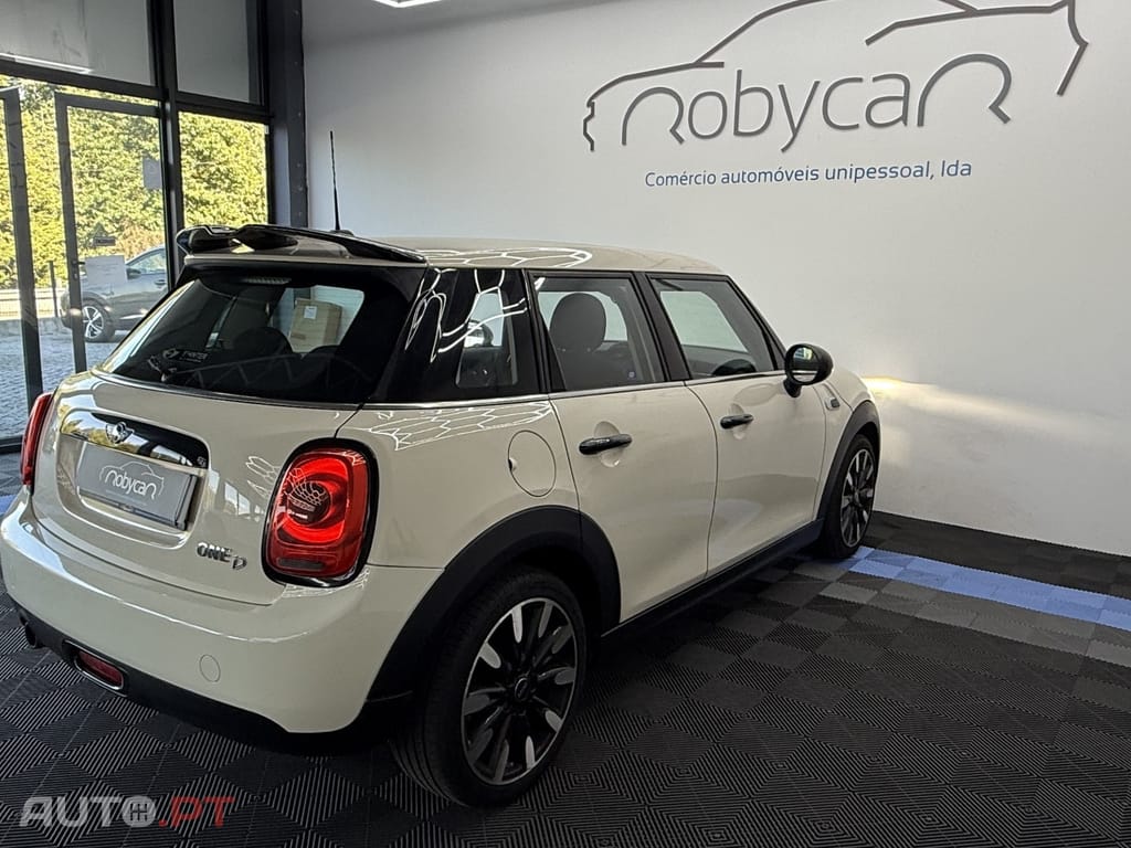 MINI Cooper One D