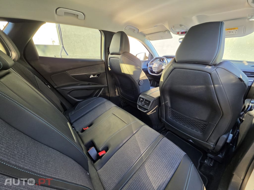 Peugeot 3008 1.6 Hybrid4 Allure Pack e-EAT8