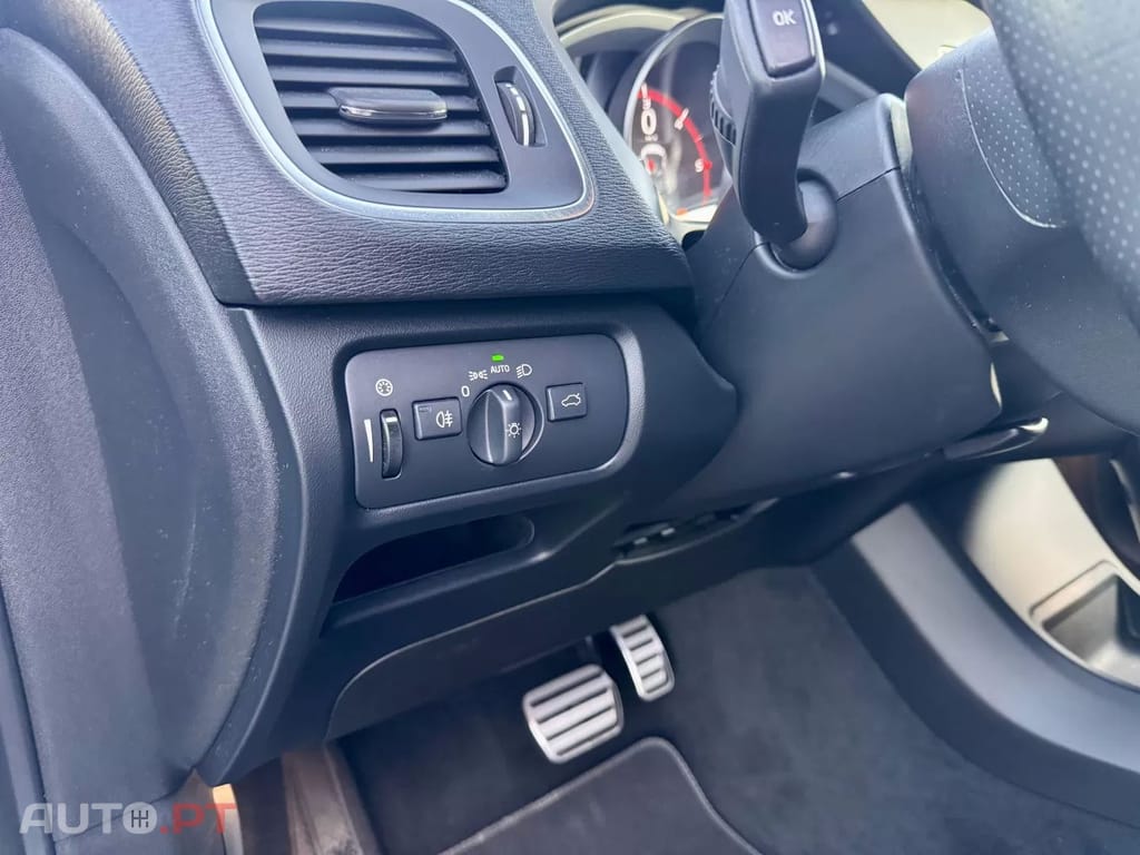 Volvo V40 2.0 D2 R-Design Geartronic