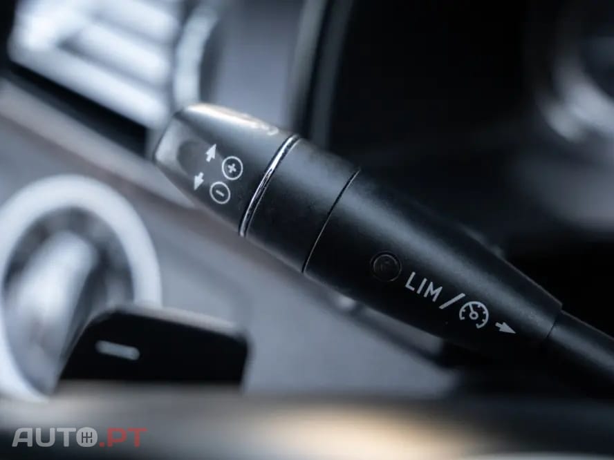 Mercedes-Benz E 220 BlueTEC 9G-TRONIC Avantgarde
