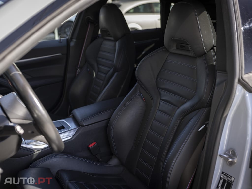 BMW i4 M50 pack Desportivo M PRO