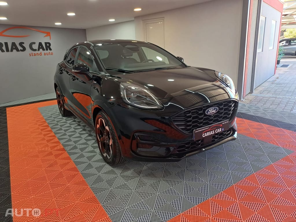 Ford Puma 1.0 EcoBoost mHEV ST-Line
