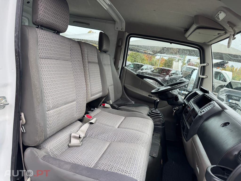 Nissan Cabstar 2.5dCI 130CV 6LUG Basculante 115.000 Kms
