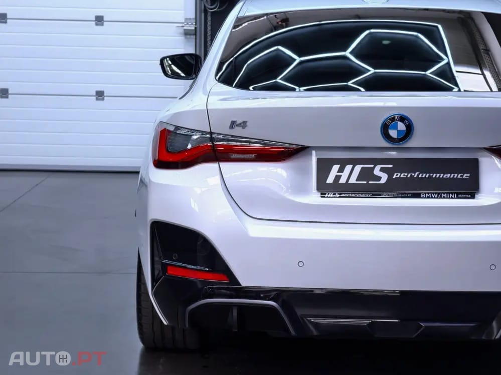 BMW i4 eDrive40 Pack Desportivo M Pro