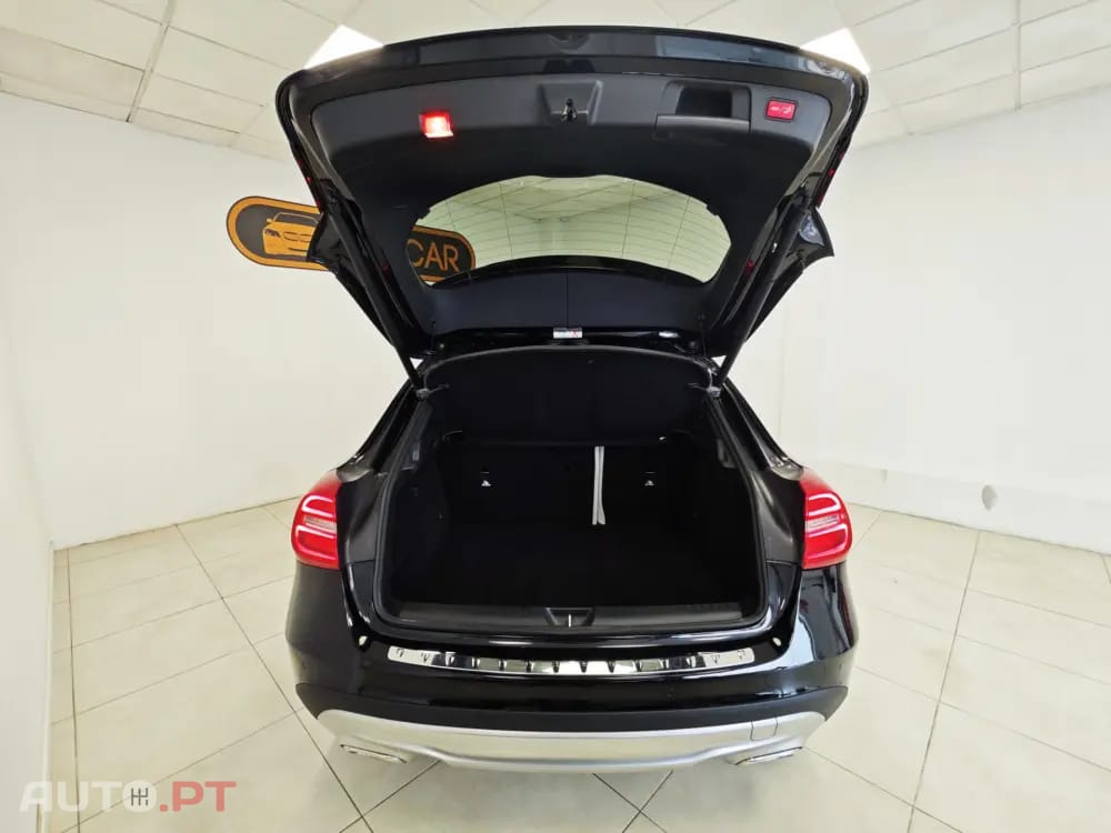 Mercedes-Benz GLA 200 d 4Matic 7G-DCT Urban