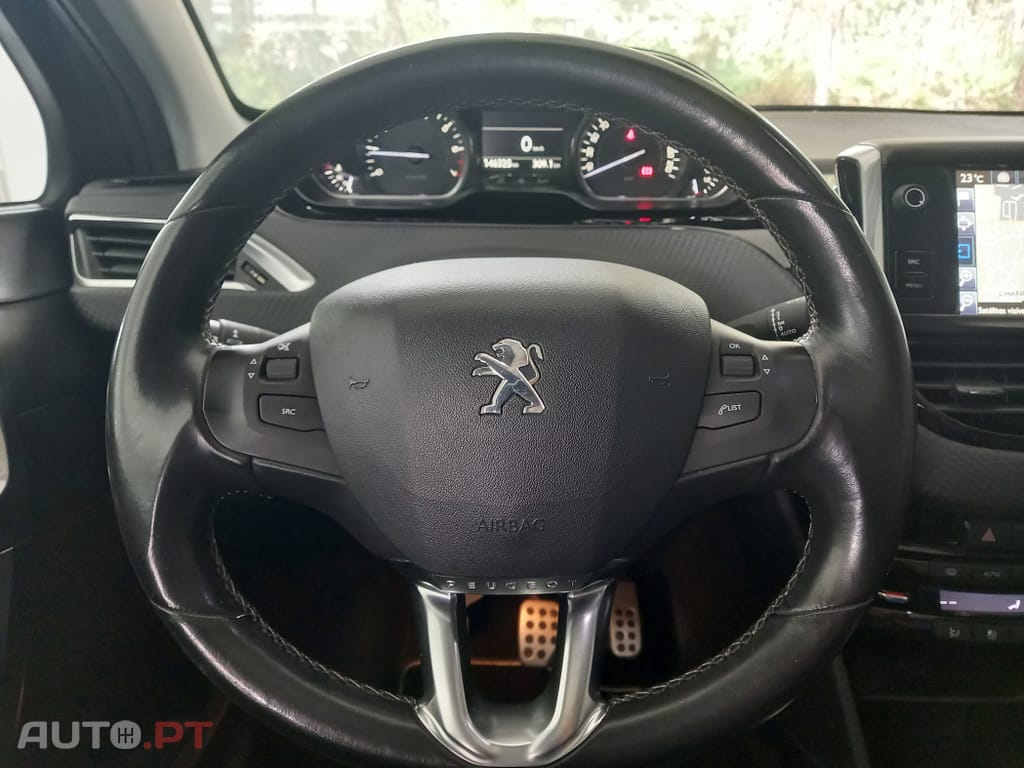 Peugeot 2008 1.2 PureTech Allure