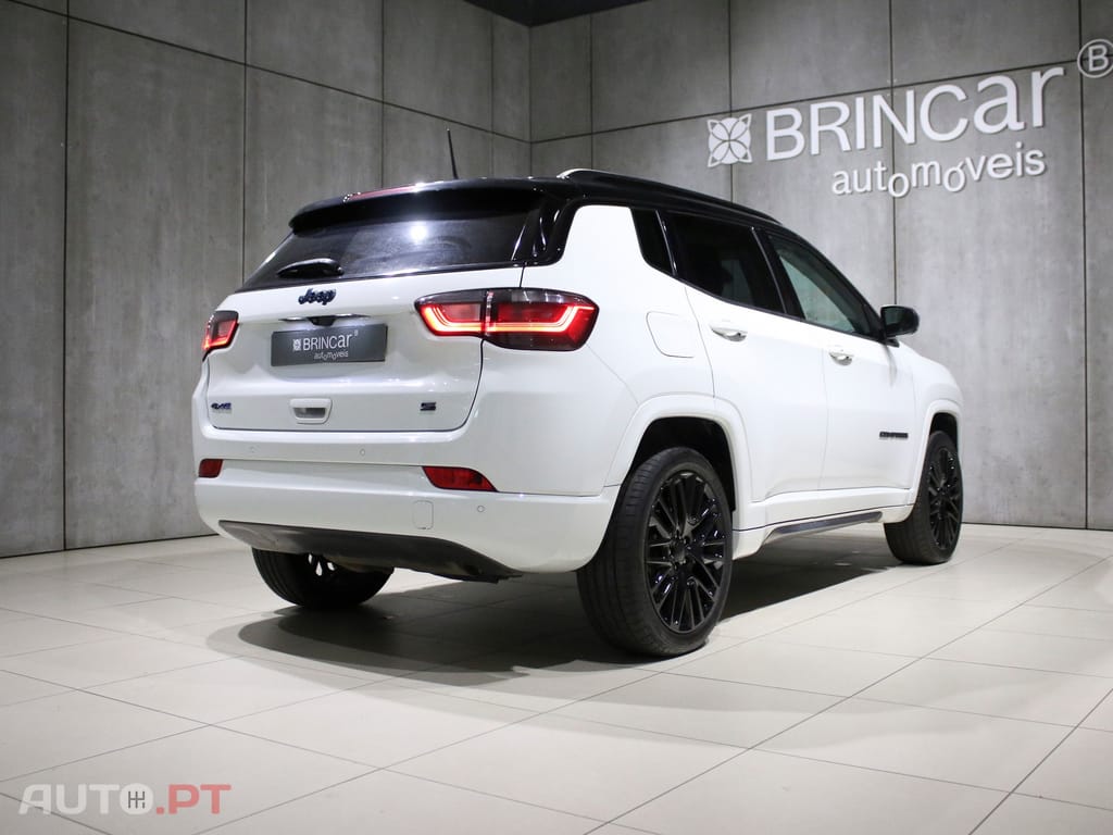 Jeep Compass 1.3 T4 4xe Auto S