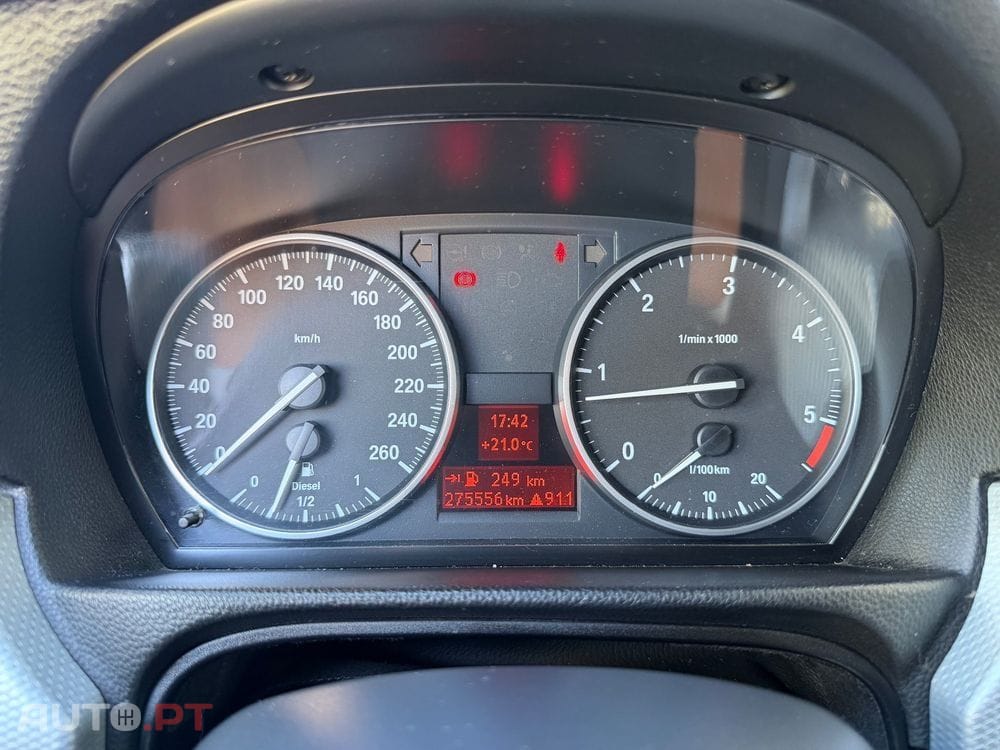 BMW 318 d Navigation Sport