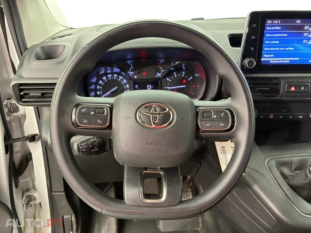 Toyota Proace City 1.5 D-4D Long Business