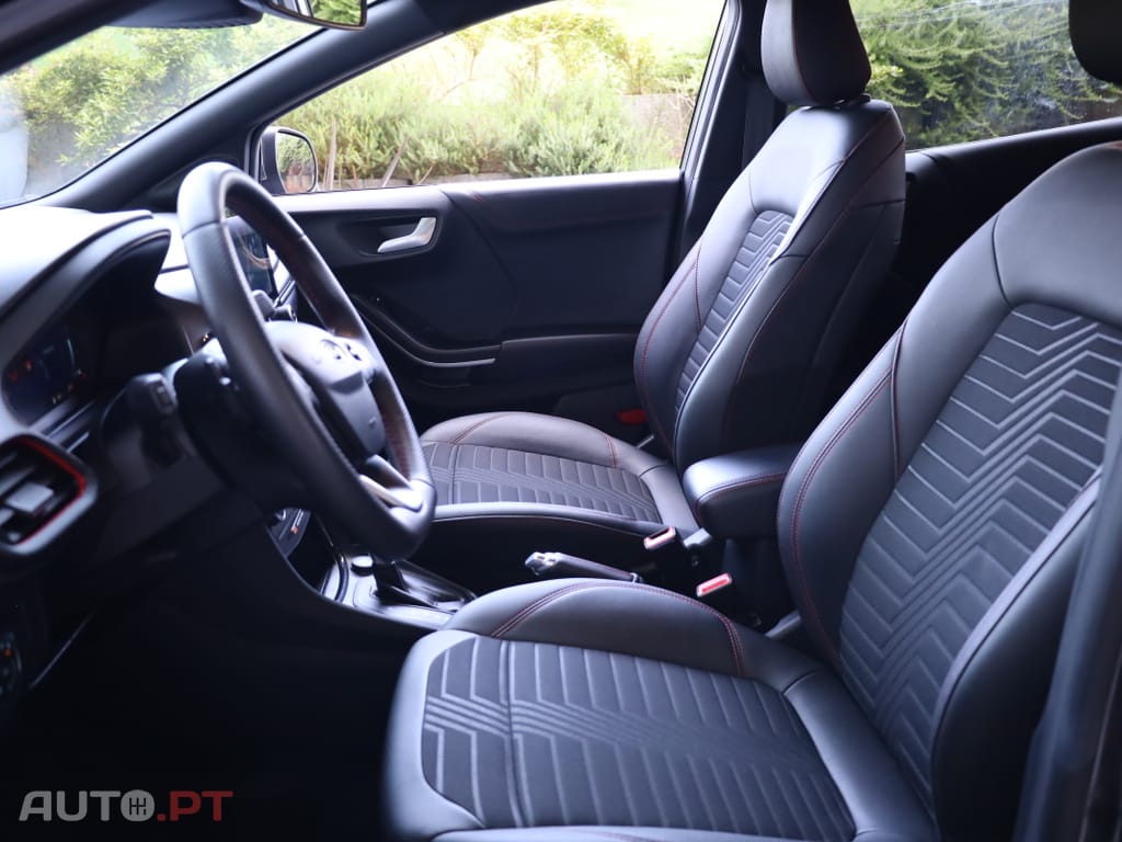 Ford Puma 1.0 MHEV ST-LineX Aut