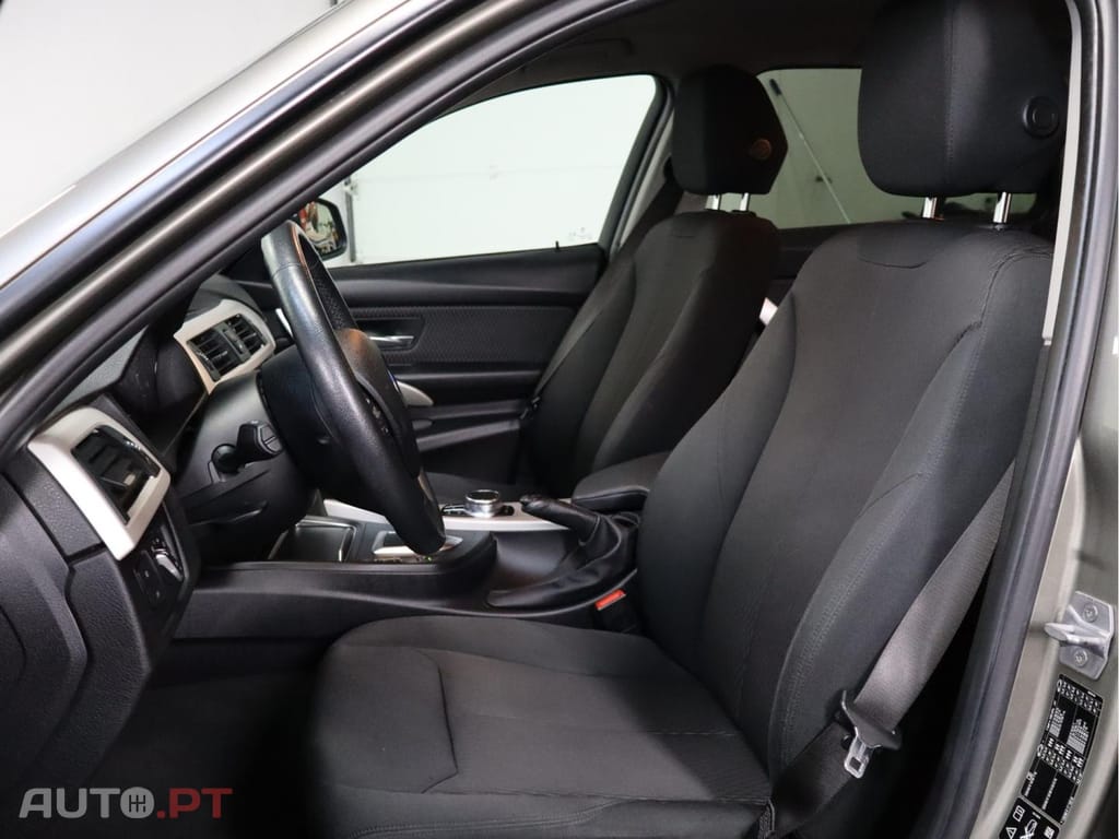 BMW 320 d Auto Advantage