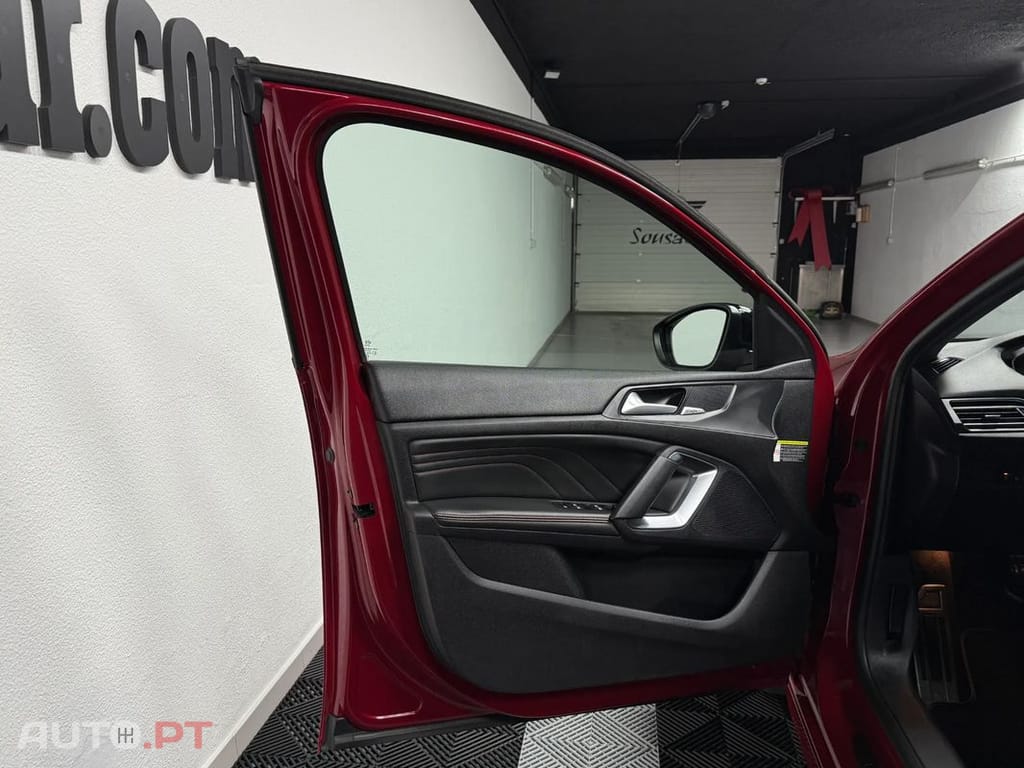 Peugeot 308 BlueHDi FAP 130 EAT8 Stop & Start GT