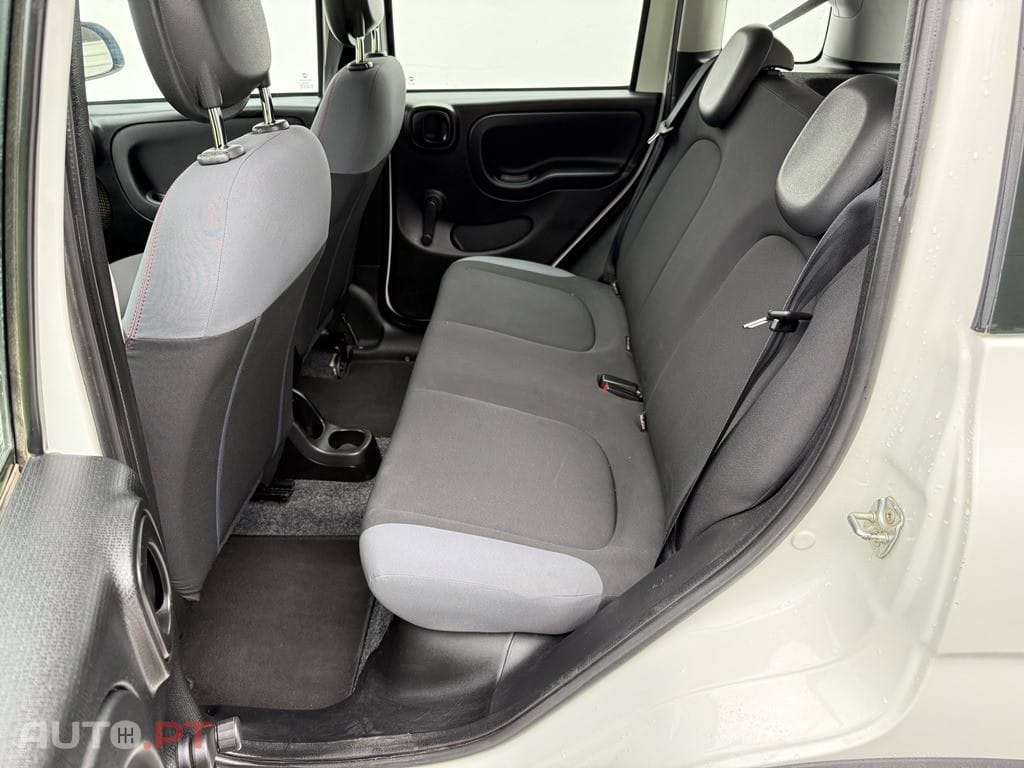 Fiat Panda 1.3 16V Multijet 4x4 S&S — fotografia 7