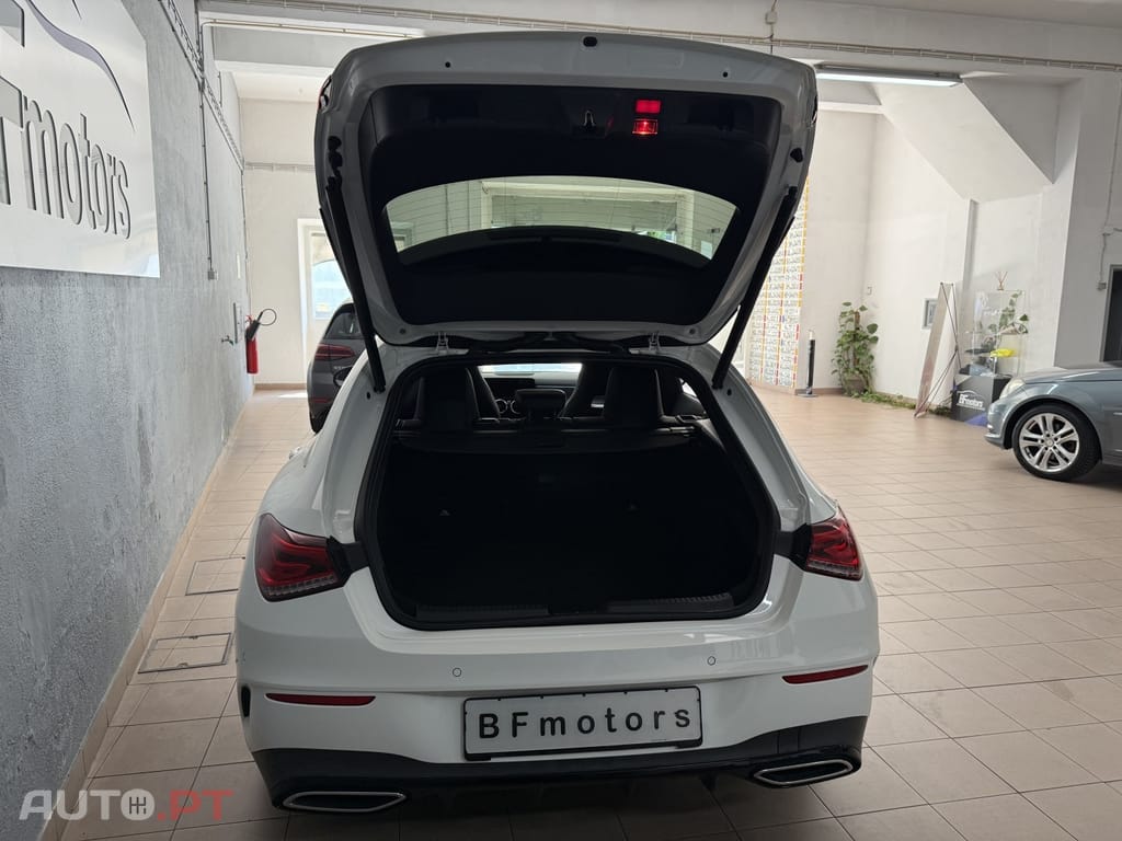 Mercedes-Benz CLA 180 d Shooting Brake AMG Line Aut.