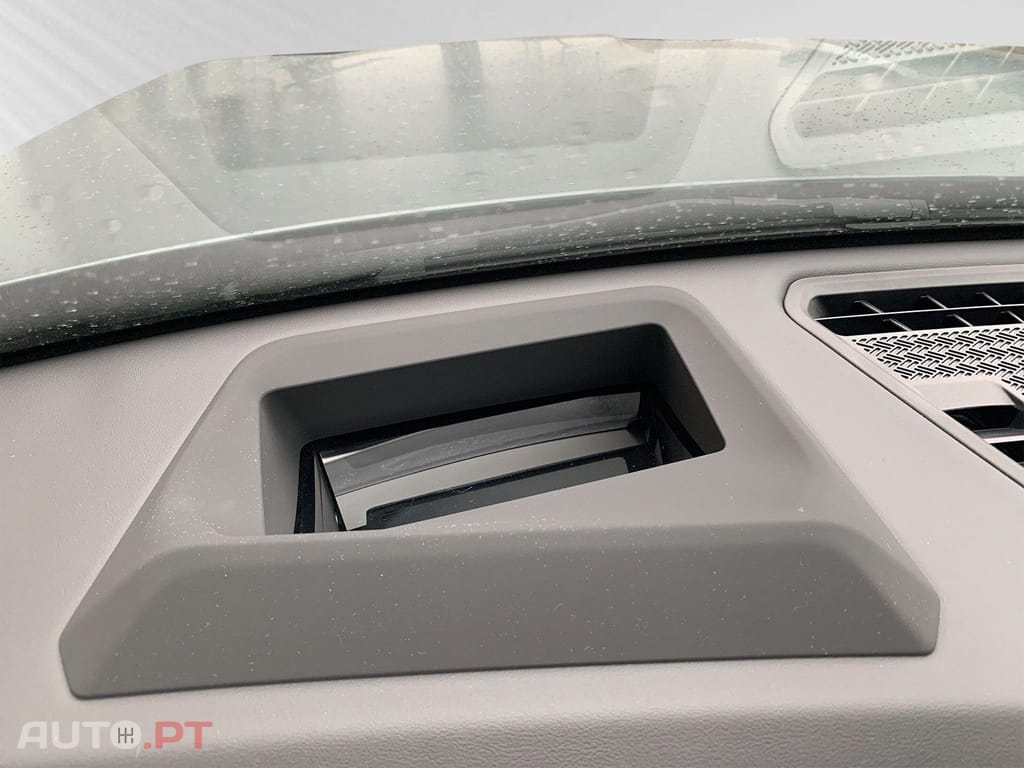 BMW iX2 eDrive20