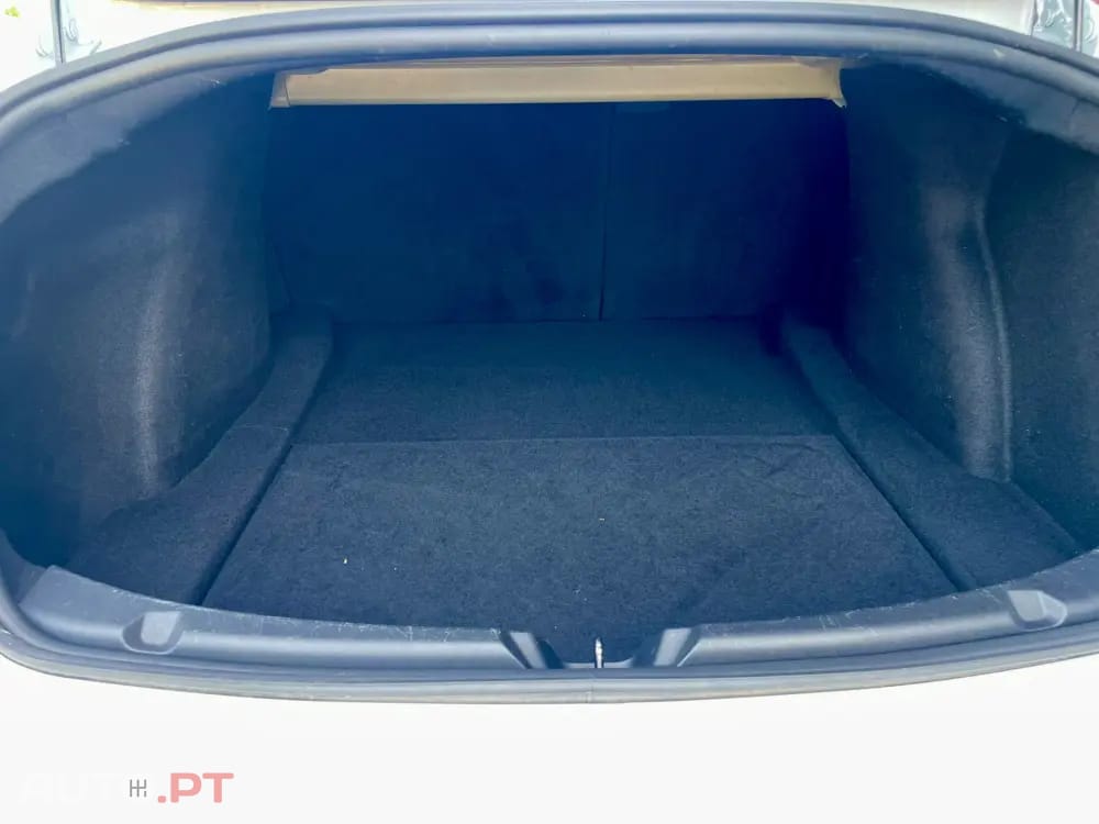 Tesla Model 3 Standard Range Plus RWD