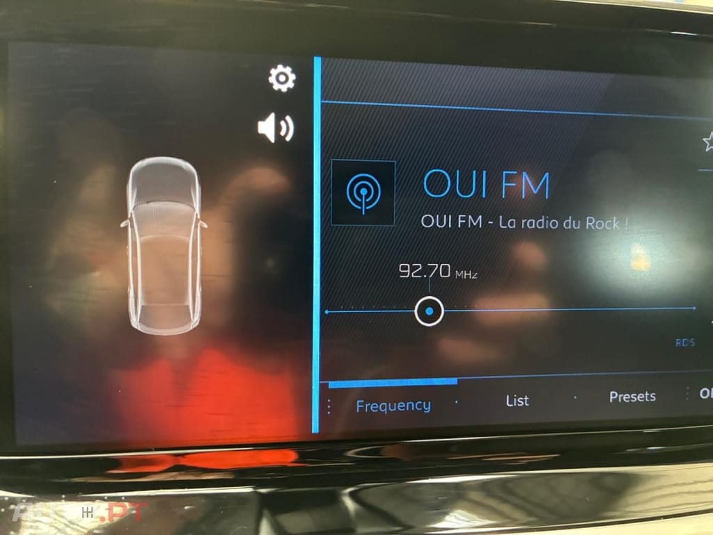 Peugeot 2008 1.2 Hybrid Style e-DCS6