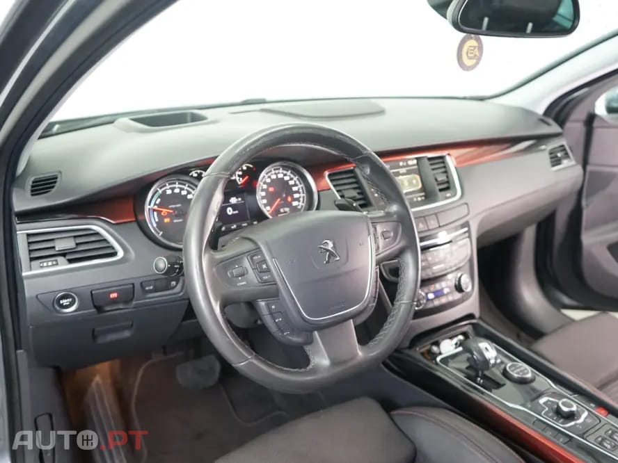 Peugeot 508 RXH 2.0 HDi Hybrid4 2-Tronic