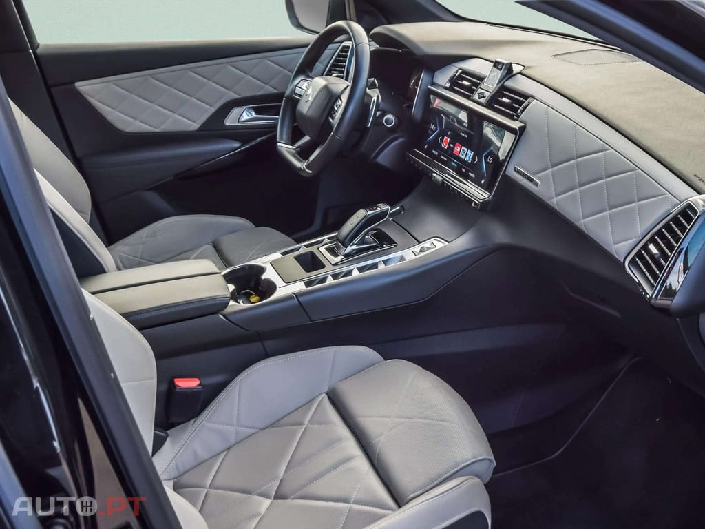 DS DS7 Crossback E-Tense 4x4 Rivoli EAT8