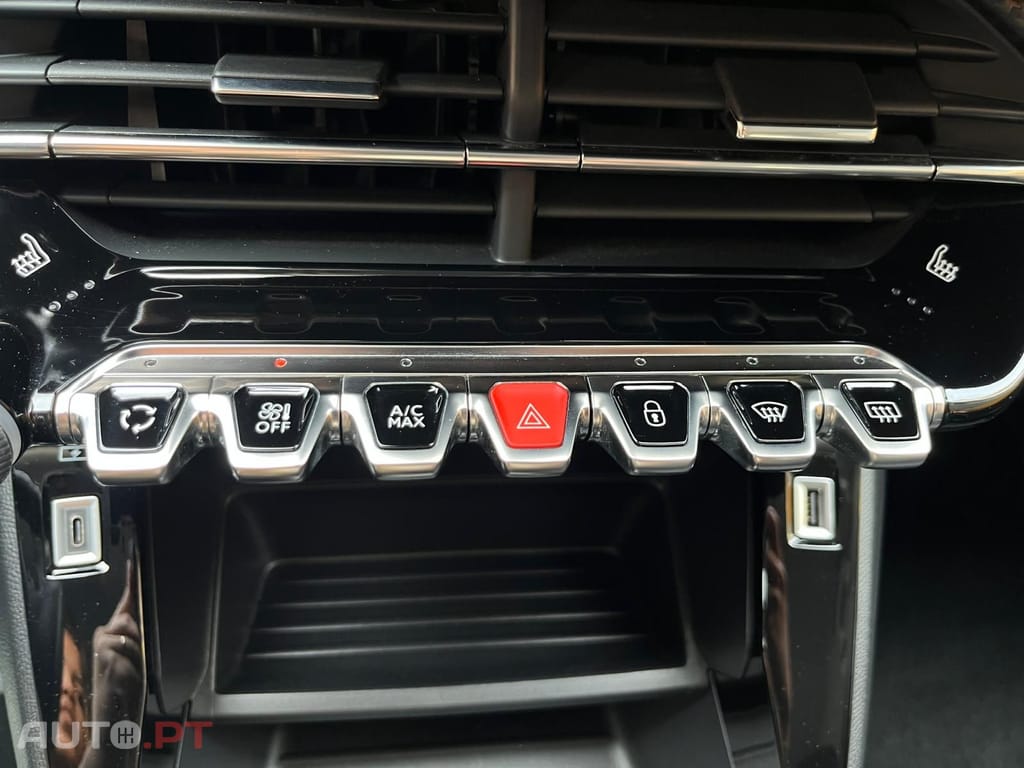 Peugeot 2008 1.2 Active Business