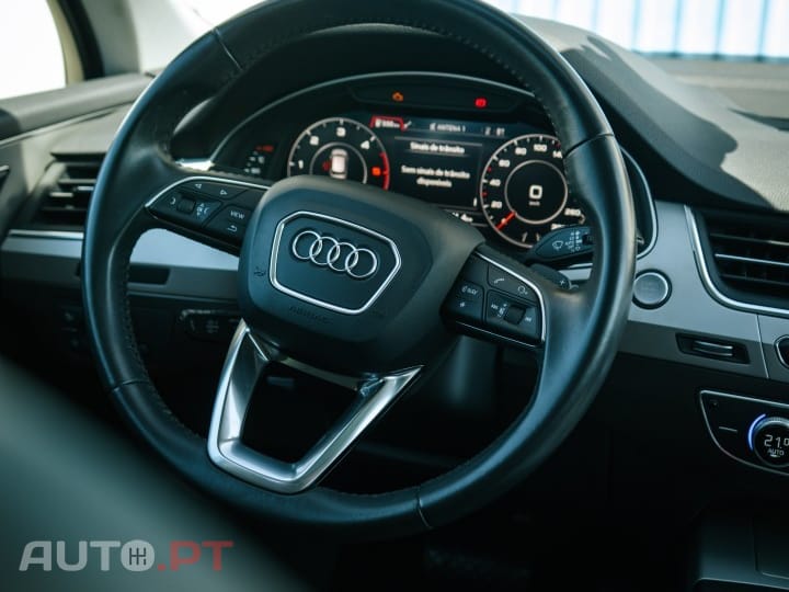 Audi Q7 3.0 TDi quattro Tiptronic 7L