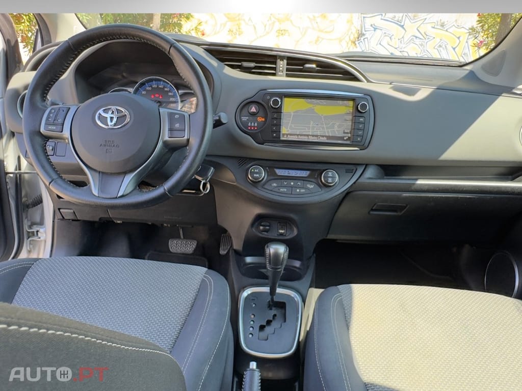 Toyota Yaris 1.5 HSD Active