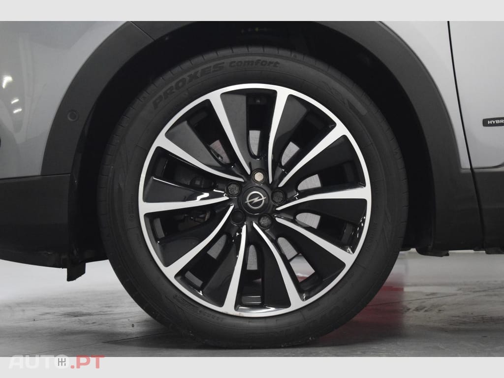 Opel Grandland (X) 1.6 Turbo PHEV 225cv S/S EAT8 FWD