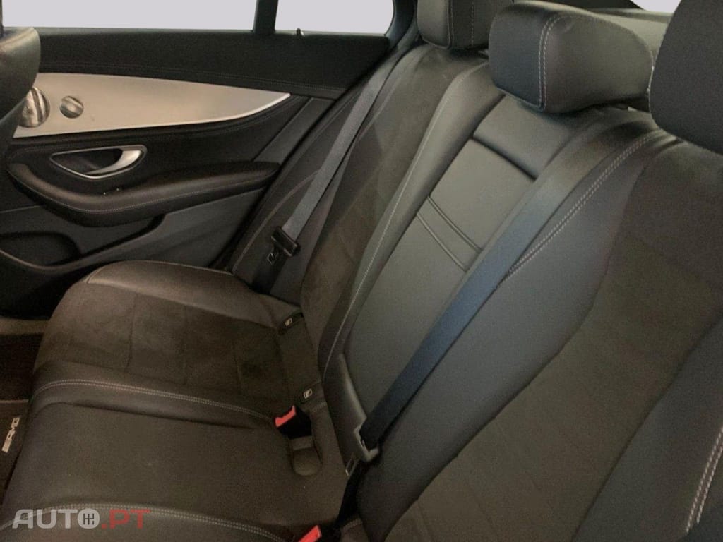 Mercedes-Benz E 300 e 2x AMG Line I.V.A DEDUTIVEL