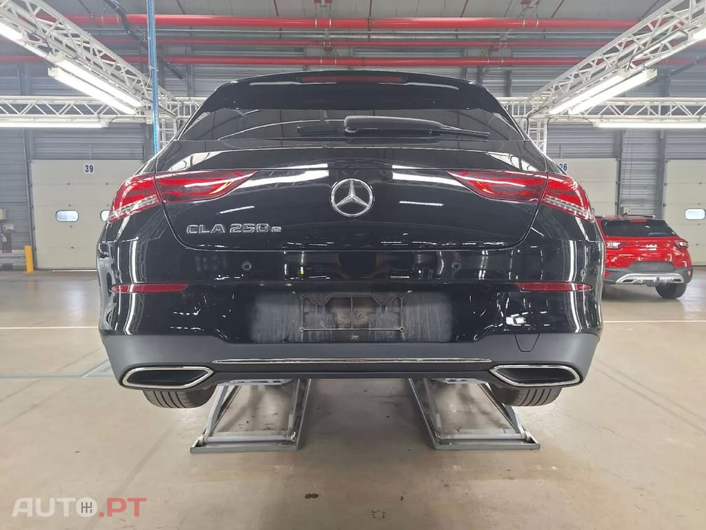 Mercedes-Benz CLA 250 250e Luxury